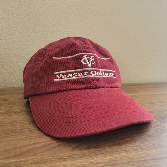 Vintage 90s The Game Vassar College Split Bar Embroidered Cap Hat 7 1/4